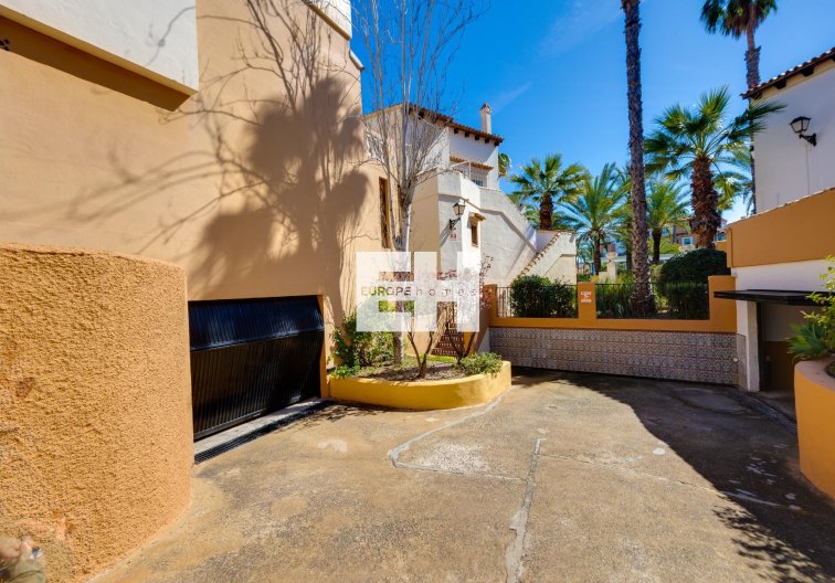 Resale - Apartment - Torrevieja - Playa de los Locos