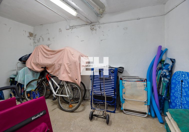 Resale - Apartment - Torrevieja - Playa de los Locos