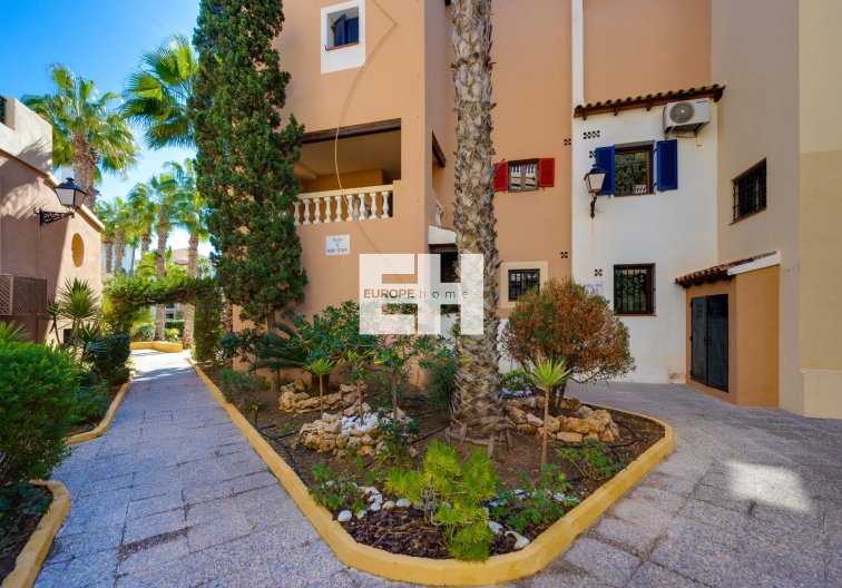 Resale - Apartment - Torrevieja - Playa de los Locos