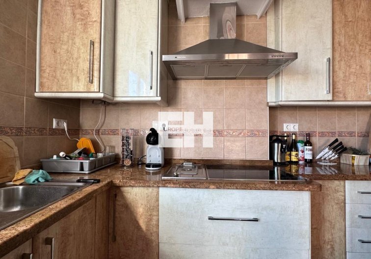 Segunda mano - Apartamento  - Torrevieja - Estacion De Autobuses