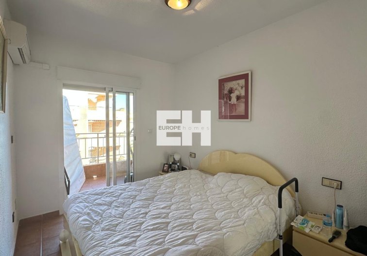 Segunda mano - Apartamento  - Torrevieja - Estacion De Autobuses