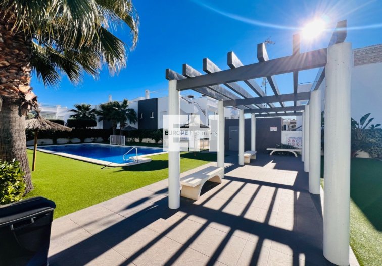 Segunda mano - Bungalow - Torrevieja - Costa Blanca