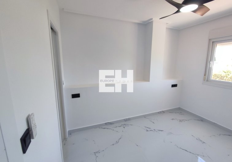 Resale - Apartment - Hacienda Riquelme Golf Resort - Inland