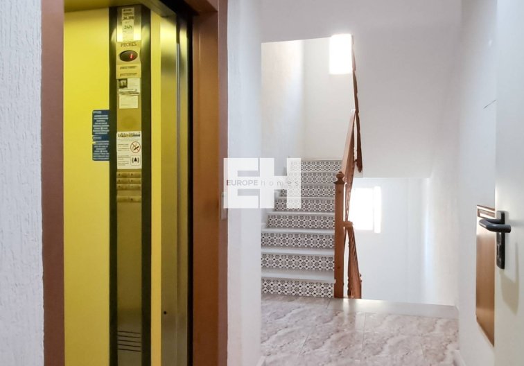 Segunda mano - Apartamento  - Torrevieja - Playa del Cura