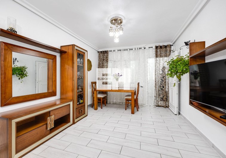 Resale - town house - Torrevieja - Costa Blanca