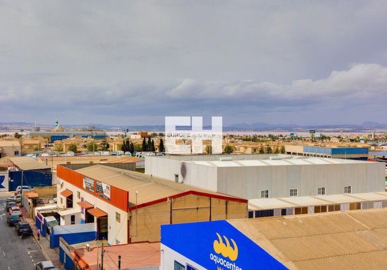 Segunda mano - Apartamento  - Torrevieja - Centro