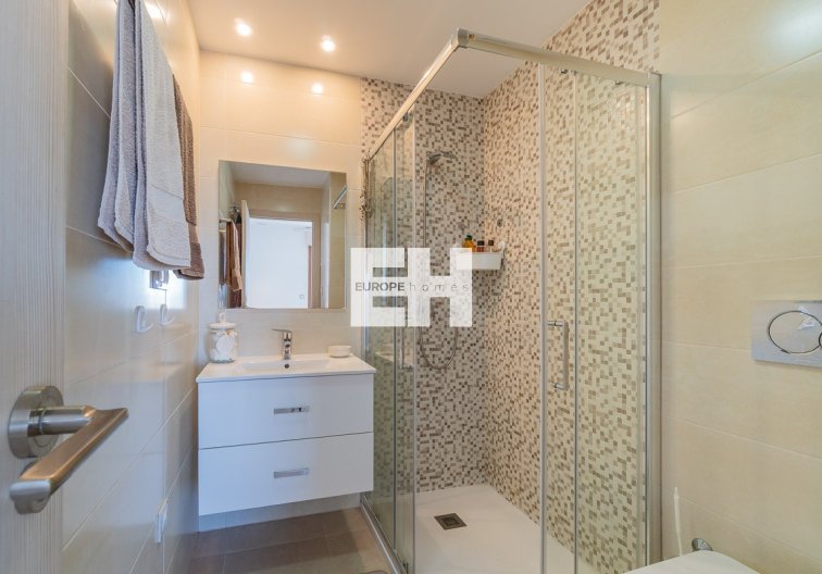 Resale - Apartment - Orihuela Costa - Costa Blanca