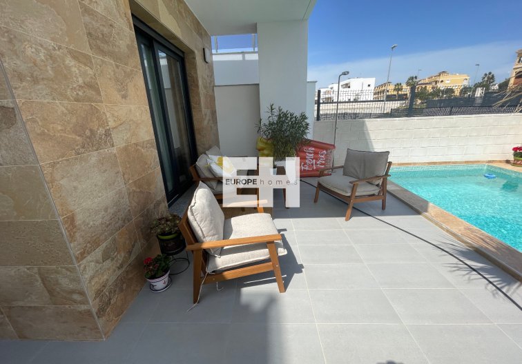 Segunda mano - villa - Benijofar - Costa Blanca