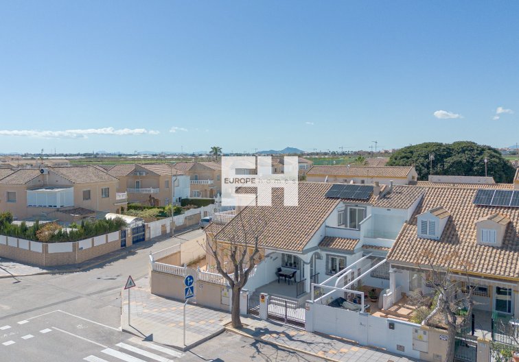 Resale - villa - Pilar de la Horadada - Costa Blanca