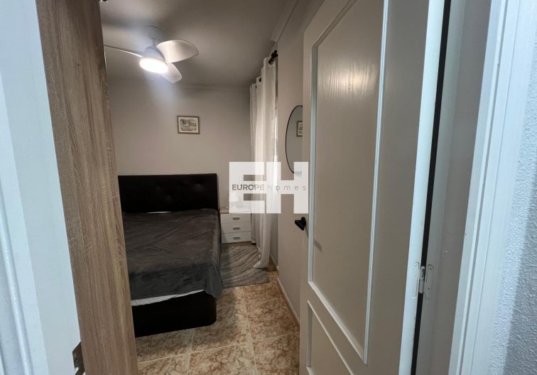 Segunda mano - Apartamento  - Torrevieja - Centro