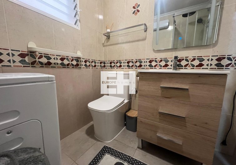 Segunda mano - Apartamento  - Torrevieja - Centro