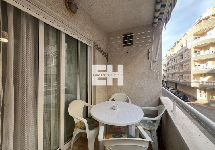Segunda mano - Apartamento  - Torrevieja - Centro