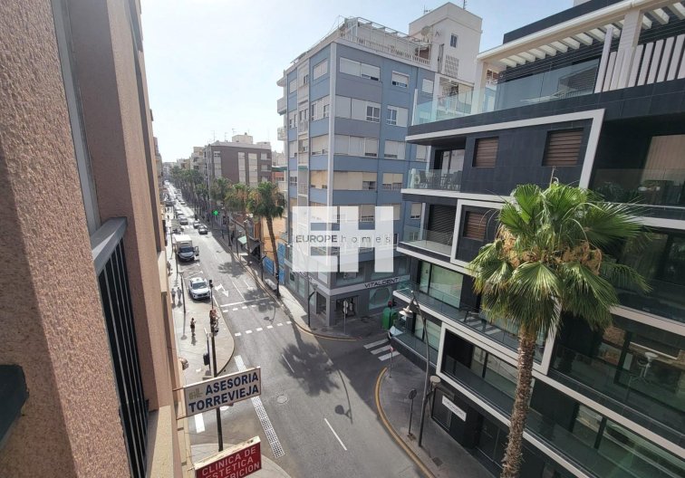 Revente - Appartement - Torrevieja - Centro