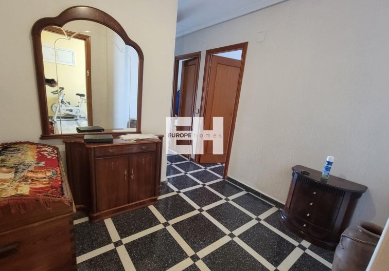 Revente - Appartement - Torrevieja - Centro