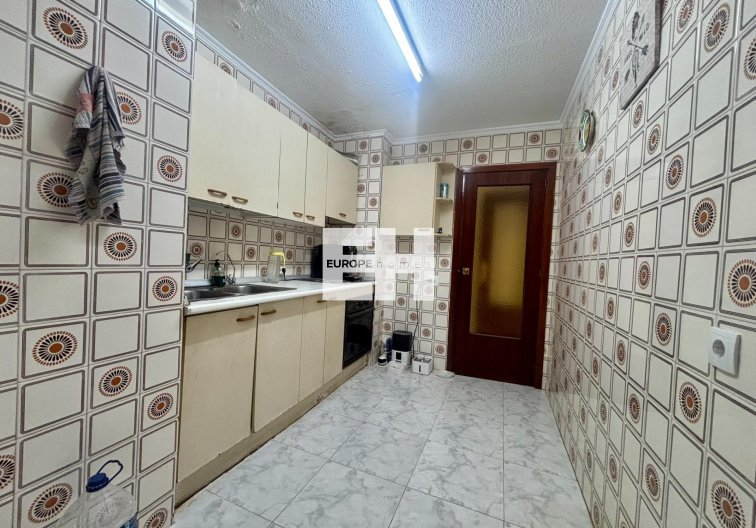 Resale - Apartment - Torrevieja