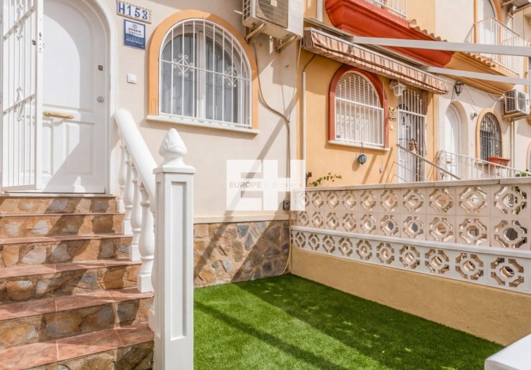 Resale - town house - Orihuela Costa - Costa Blanca