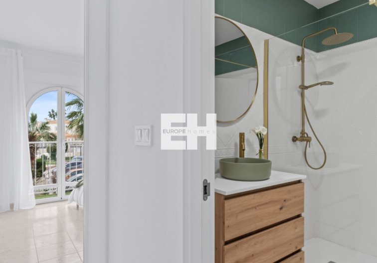 Resale - town house - Orihuela Costa - Costa Blanca