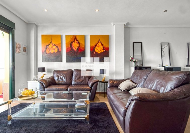 Resale - Apartment - Orihuela Costa - Costa Blanca