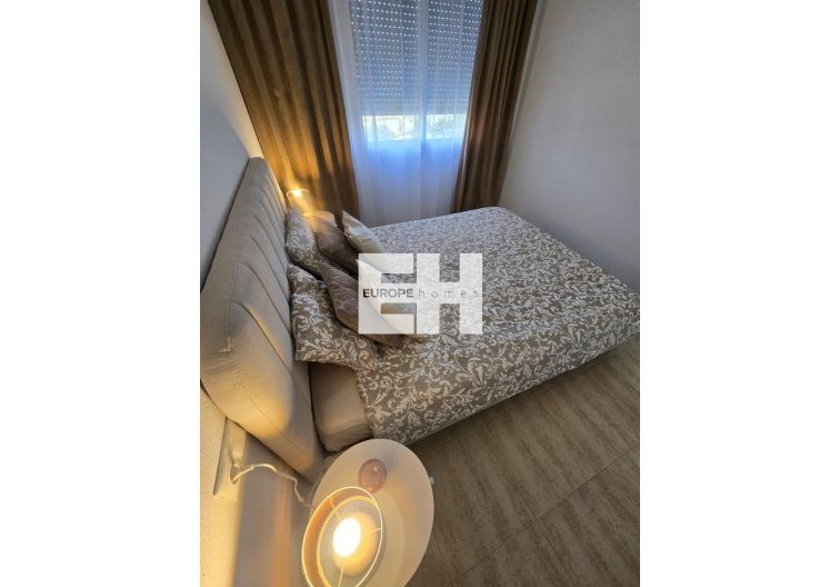 Resale - Apartment - Torrevieja - Torreblanca