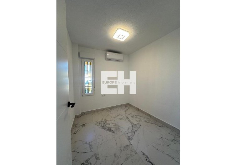 Revente - Appartement - Torrevieja - La Veleta