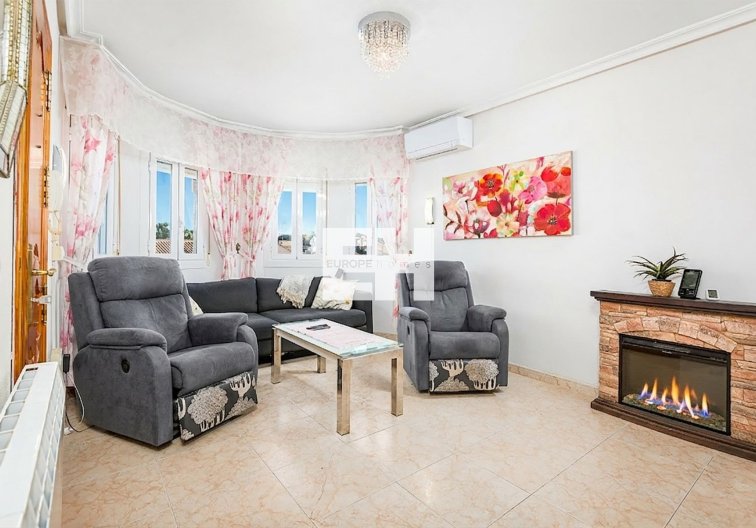 Segunda mano - villa - Torrevieja - Costa Blanca