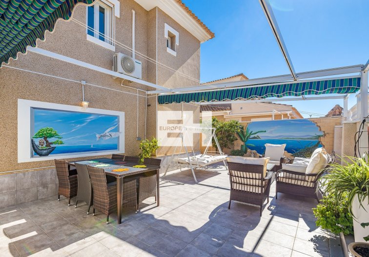 Segunda mano - villa - Torrevieja - Costa Blanca