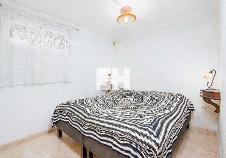 Segunda mano - villa - Torrevieja - Costa Blanca