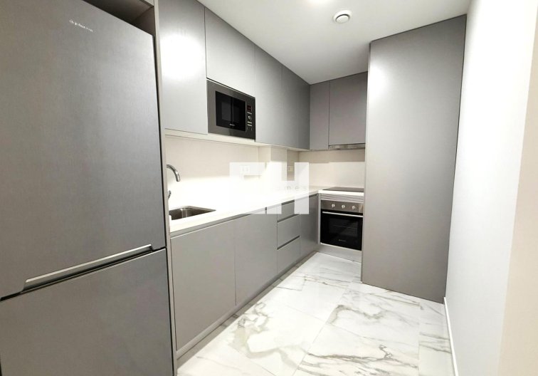 Resale - Apartment - Torrevieja - Parque De Las Naciones