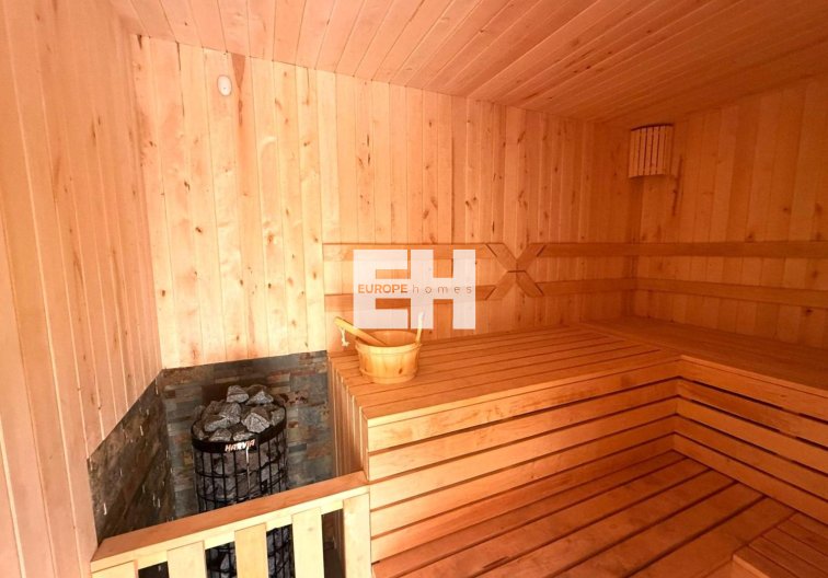 Resale - Apartment - Torrevieja - Parque De Las Naciones