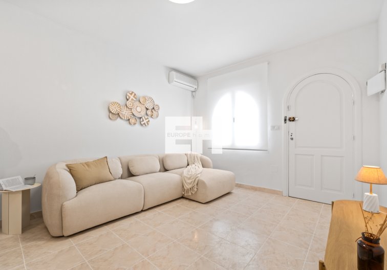 Resale - town house - Playa Flamenca - Costa Blanca