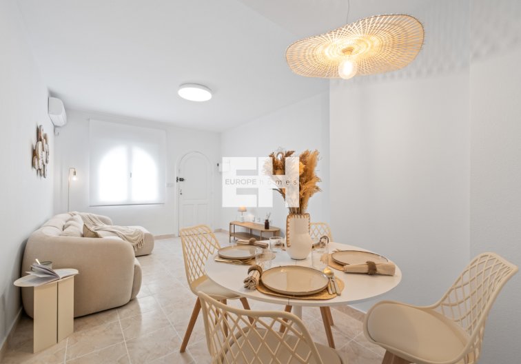 Resale - town house - Playa Flamenca - Costa Blanca