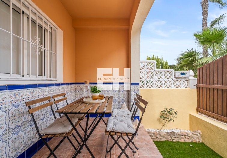 Resale - town house - Playa Flamenca - Costa Blanca