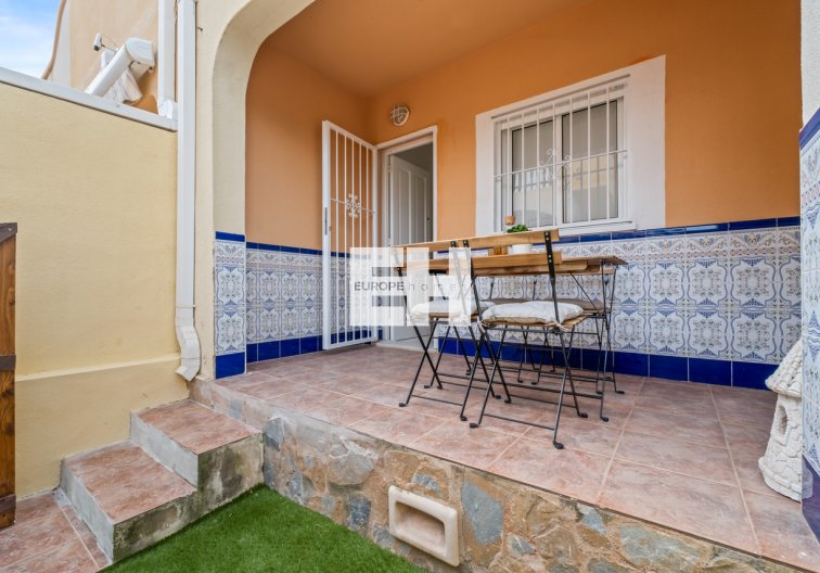 Resale - town house - Playa Flamenca - Costa Blanca