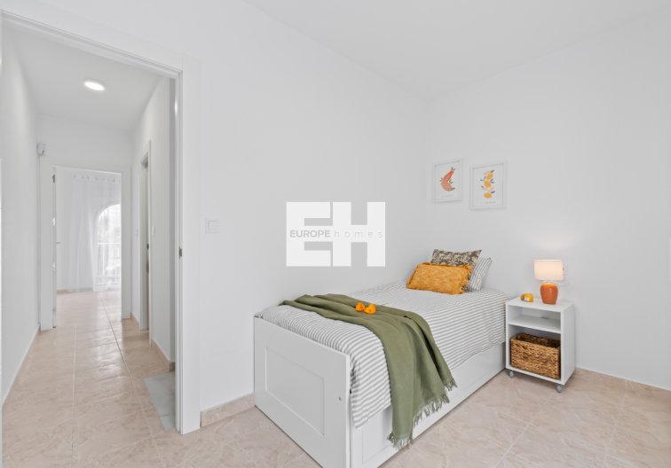 Resale - town house - Playa Flamenca - Costa Blanca