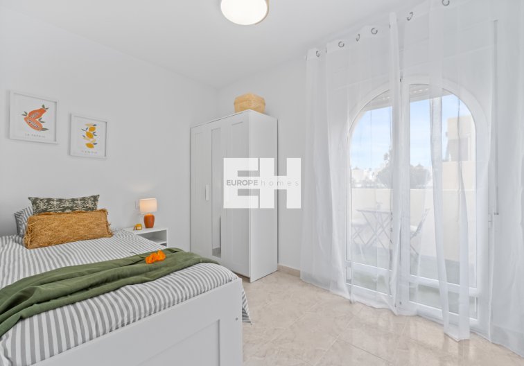 Resale - town house - Playa Flamenca - Costa Blanca