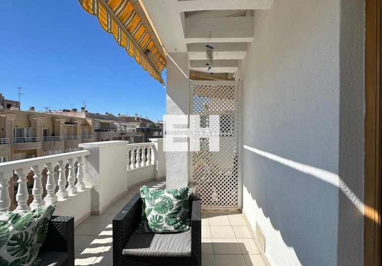 Segunda mano - Apartamento  - Torrevieja - Centro