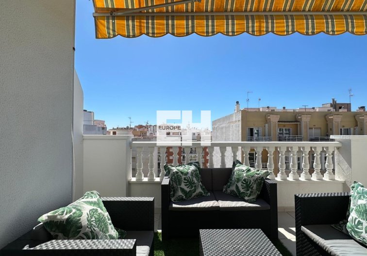 Segunda mano - Apartamento  - Torrevieja - Centro