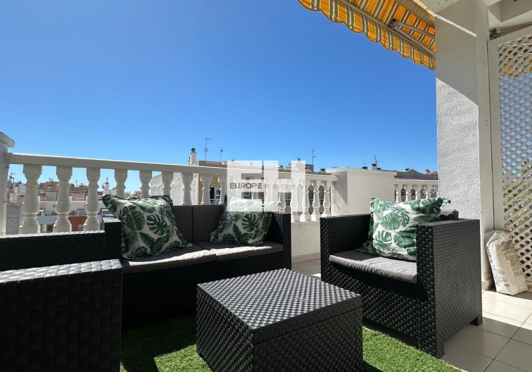 Segunda mano - Apartamento  - Torrevieja - Centro