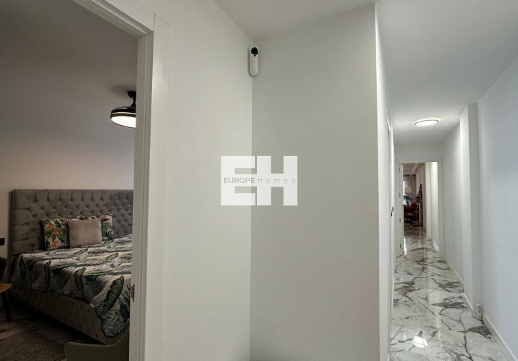 Resale - Apartment - Torrevieja - Playa del Cura