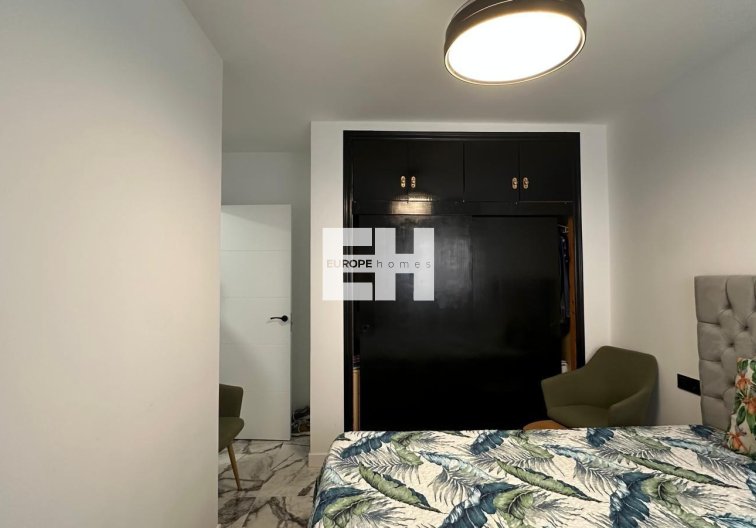 Resale - Apartment - Torrevieja - Playa del Cura