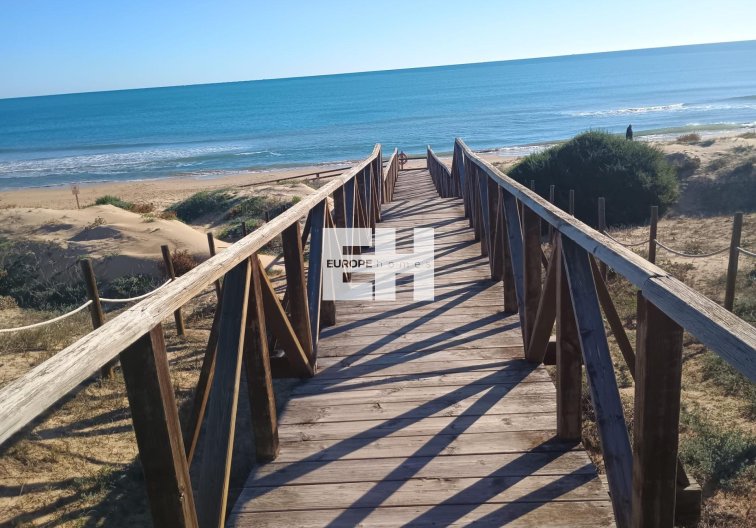 Segunda mano - Apartamento  - Guardamar del Segura - Urbanizaciones