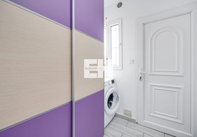 Resale - town house - Torrevieja - Calas Blanca