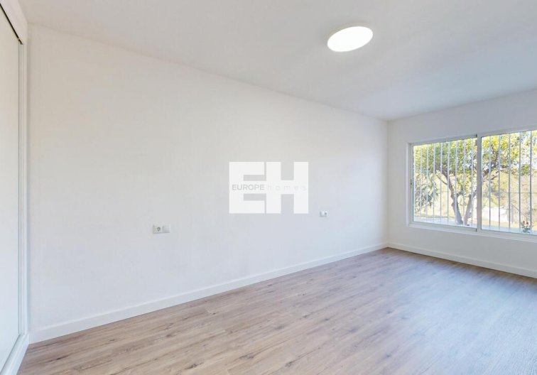 Resale - Bungalow - Villamartin - Costa Blanca