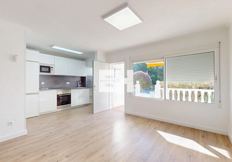 Resale - Bungalow - Villamartin - Costa Blanca