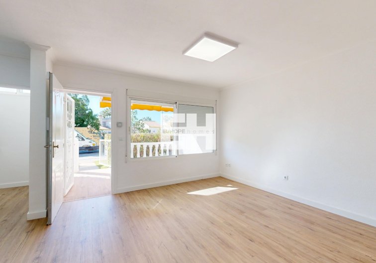 Resale - Bungalow - Villamartin - Costa Blanca