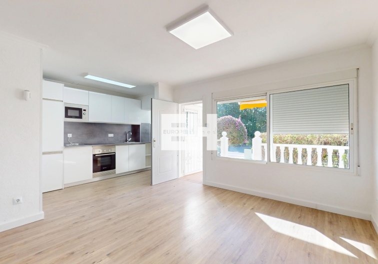 Resale - Bungalow - Orihuela Costa - Costa Blanca