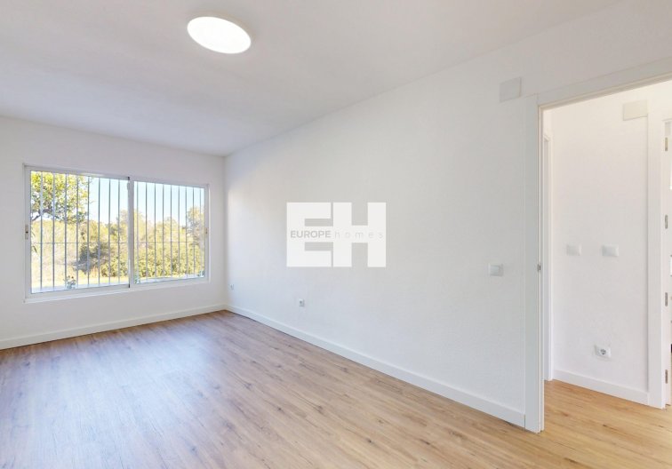 Resale - Bungalow - Orihuela Costa - Costa Blanca