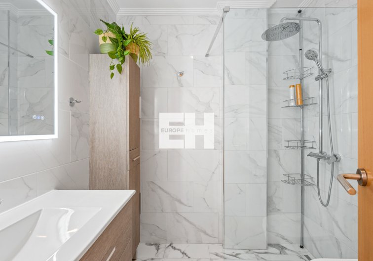 Resale - Apartment - Torrevieja - Costa Blanca