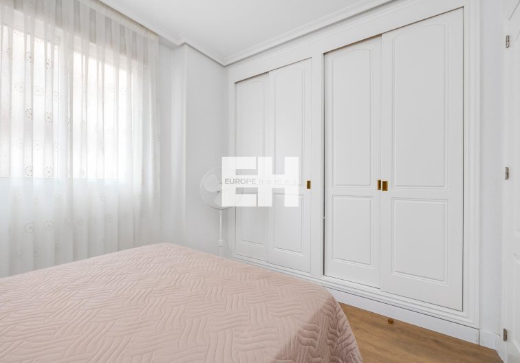 Resale - Apartment - Torrevieja - Centro