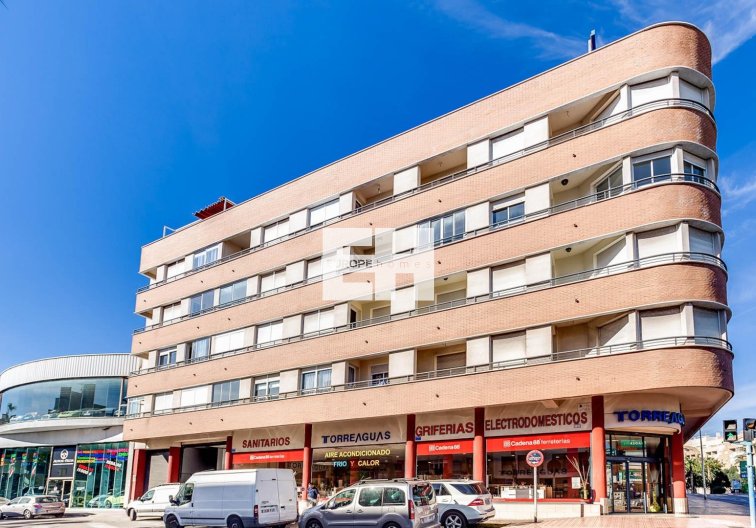 Resale - Apartment - Torrevieja - Centro